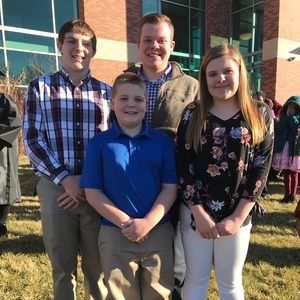 Meet your Posher, Emmy